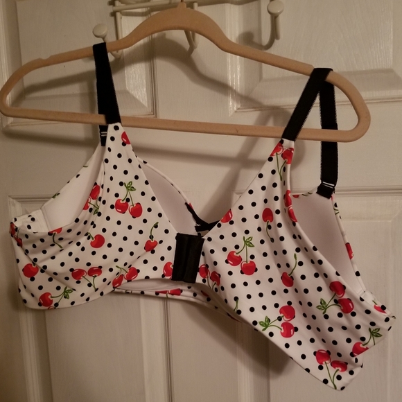 Bundle of 3 NWT Torrid Bras size 44B - Picture 10 of 11